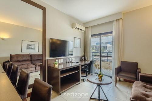 Setor Hoteleiro Sul Apartment | Apart in a condo with a pool in Asa Sul BHE0405