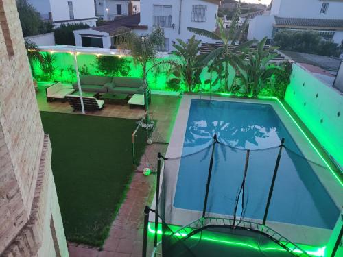 Valencina de la Concepcion House | Apartamento privado con piscina y jardin compartidos.