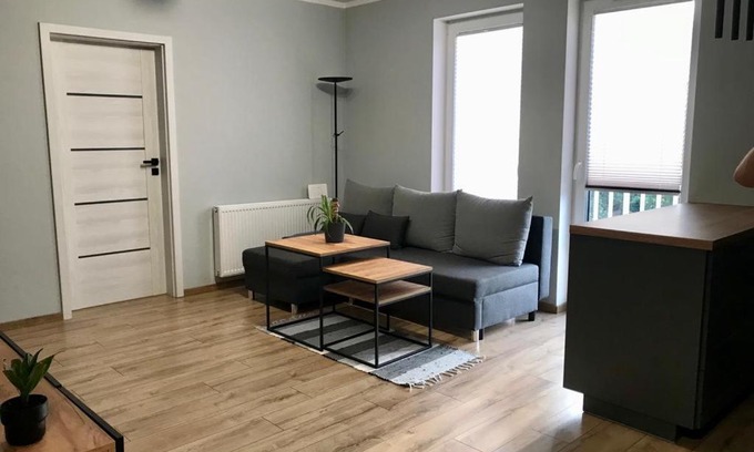 Trzcianka Apartment | APARTAMENT DĘBOWY