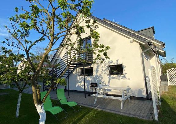 Kolczewo Apartment | Apartament nad jeziorem WELLE