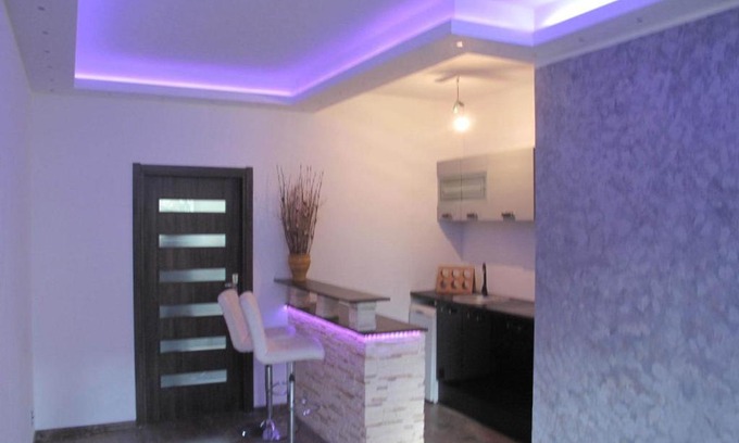 Wzgorze Swietego Maksymiliana Apartment | Apartament Neon