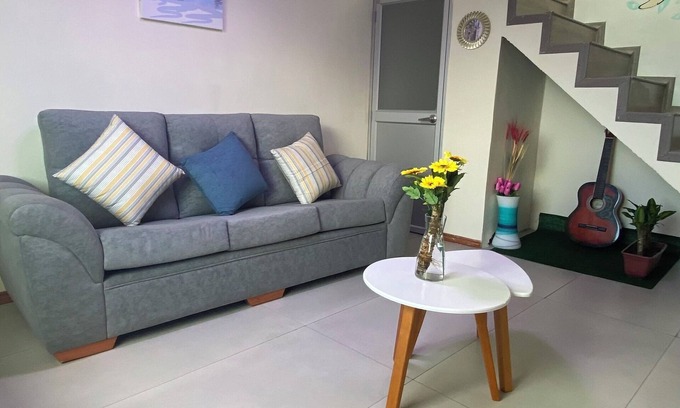 Quito Apartment | Apartamento a una Cuadra del Terminal Quitumbe. Ideal Para Familia