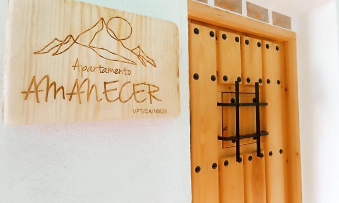 Zahara de la Sierra Apartment | APARTAMENTO AMANECER