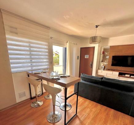 Passo Manso Apartment | Apartamento Completo 2 Quartos com AC em Blumenau à 10min Vila Germânica, Tv a cabo e Premiere, ideal para família, Fácil acesso para Pomerode