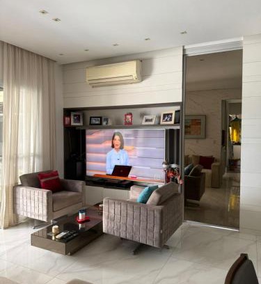 Jurunas Apartment | Apartamento completo com 3 SUÍTES - Piscina, Academia, Varanda Gourmet com uma vista privilegiada - Hospedagem à altura da COP30