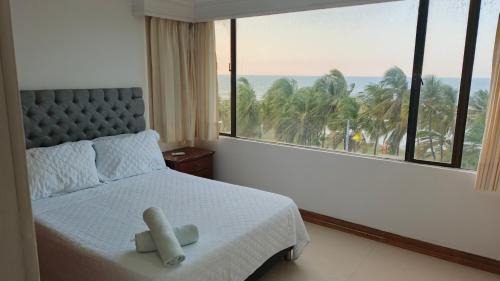 Riohacha Apartment | Apartamento con balcon vista a la playa, 2 habitaciones, zona segura, bien iluminado y espacioso