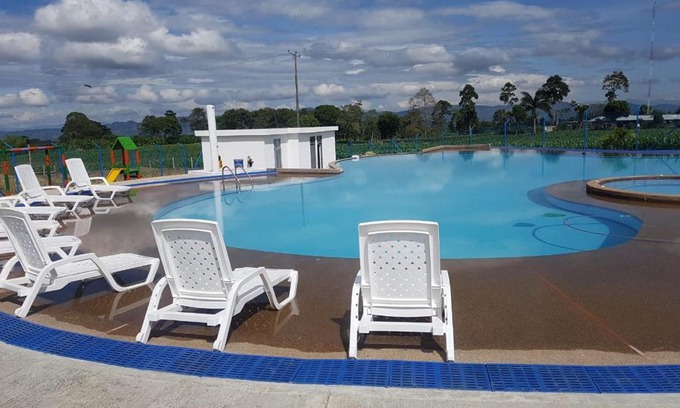 Montenegro Apartment | Apartamento muy cerca al Parque del Café con Piscina - Montenegro 101A