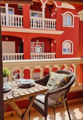 Mazagon Apartment | Apartamento rojo con vistas al mar