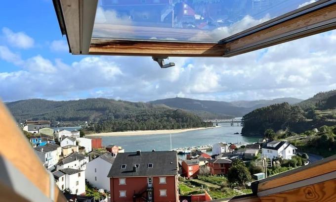 Porto do Barqueiro Apartment | Apartamentos Ría do Barqueiro - Ático completo de 3 habitaciones en O Barqueiro