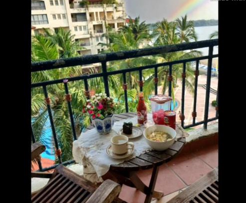 Bandulu Apartment | Apartemen Marbella anyer tower sadewa lt 5 view kolam renang & laut
