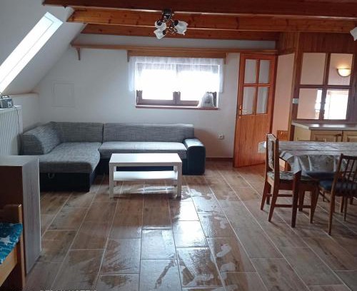 Chlistovice Apartment | Apartmán Chroustkov