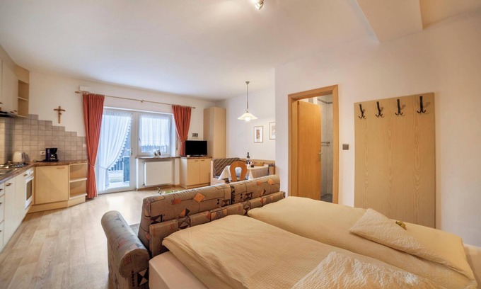 San Leonardo in Passiria Apartment | Apartment 'Residence Pichler 7' with Mountain View, Terrace & Wi-Fi