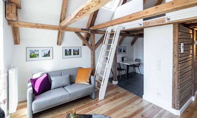 Oldenburg Apartment | Apartment 1 Wohnen am Turm - Living at Schloßplatz