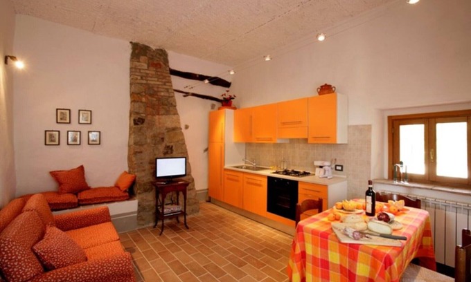 Civitella Paganico Apartment | Apartment A1 with pool San Ansano