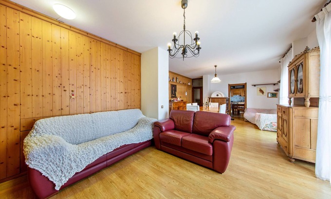 Pieve di Cadore Apartment | Apartment 'Appartamento Primo Piano 2' with Mountain View, Private Terrace and Wi-Fi