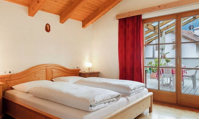 Sarntal Apartment | Apartment 'Appartment Family' with Mountain View, Shared Garden and Wi-Fi