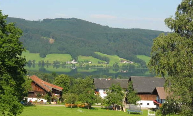Zell Am Moos Apartment | Apartment at the playground - Handlhof