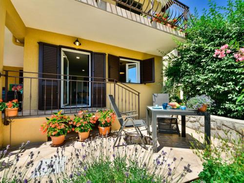 Pobri Apartment | Apartment Beni-2 by Interhome