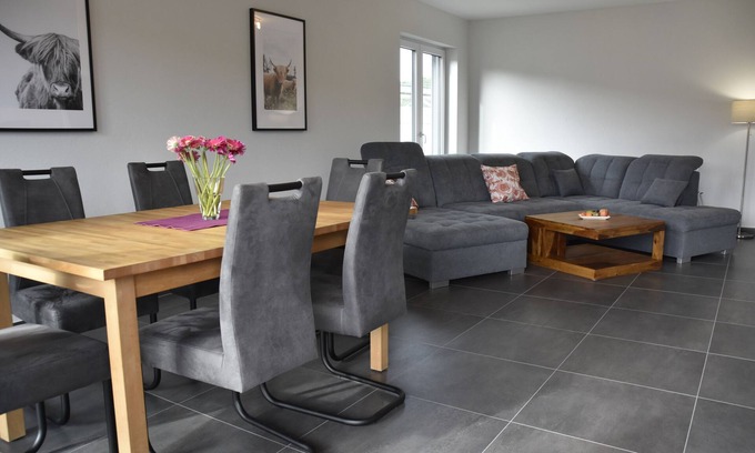 Weiden Apartment | Apartment "Biene" for 4 persons with balcony