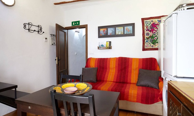 Quesada Apartment | Apartment 'Cazorla Rural Guadiana' with Balcony, Wi-Fi and Air Conditioning
