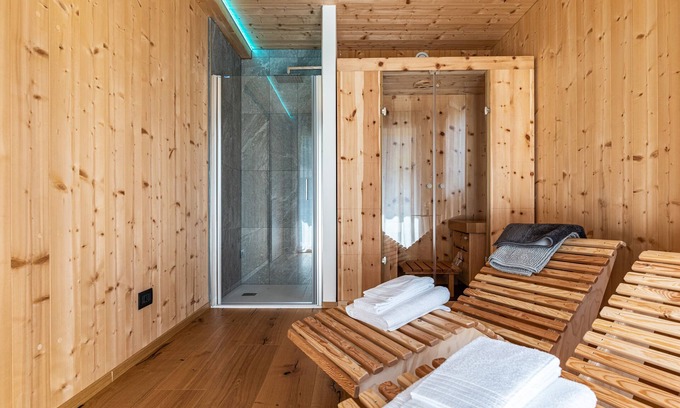 Pinzolo Apartment | Apartment "Ciasa Fatati" with Mountain View, Sauna & Wi-Fi