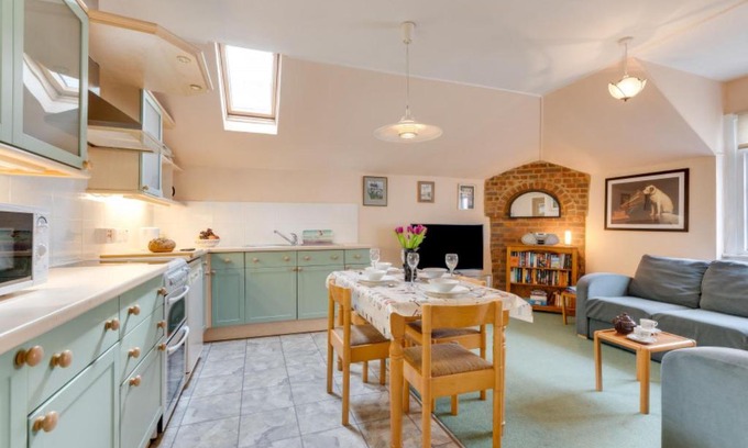Hove Apartment | Apartment Coachman by Interhome