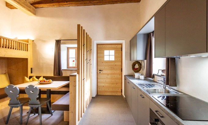 Fie allo Sciliar Apartment | Apartment "Daimlhof Ferienwohnung Schlernstein" with Mountain View, Garden, Balcony & Wi-Fi