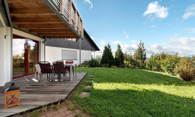 Dornstetten Apartment | Apartment 'Do-Mizil' with Private Terrace, Private Garden and Wi-Fi