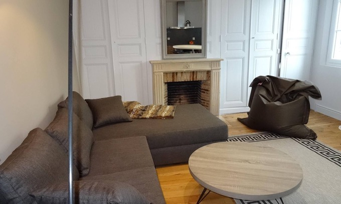 Chartres Apartment | Apartment-Family-Wet room-Garden View