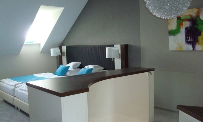 Oberbillig Apartment | Apartment Flora and Juno - Landsitz Römerberg