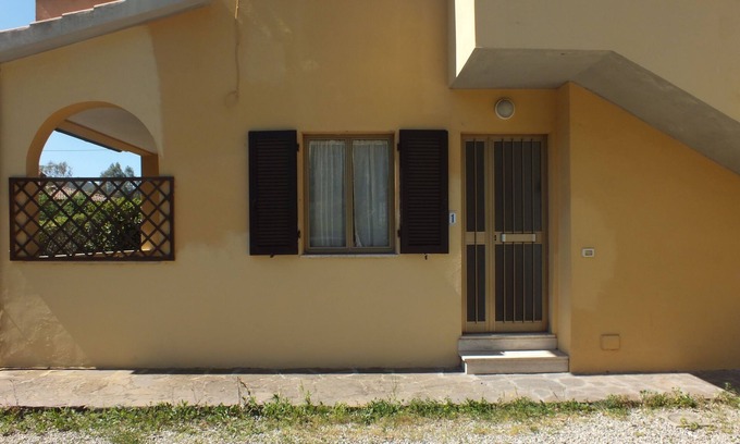 Marina di Campo Apartment | Apartment "Fornaci" near the beach with terrace