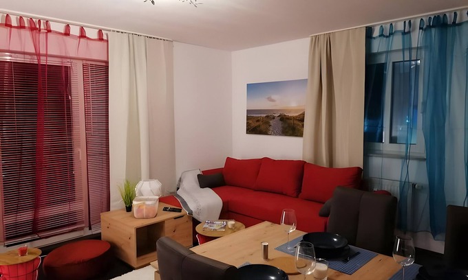 Gohren Apartment | Apartment 'Im Ostseebad Göhren' with Balcony and Wi-Fi