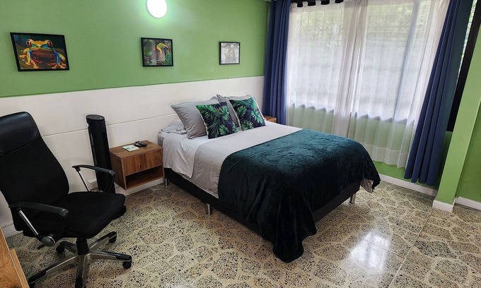 Laureles Apartment | Apartment in a strategic location, Medellín, Colombia