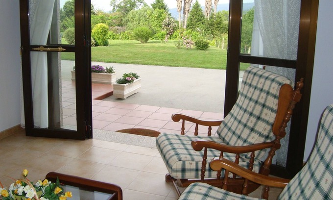 Noalla Apartment | APARTMENT IN CASA DE CAMPO, QUIET AREA, WITH WIFI, NEAR THE SEA