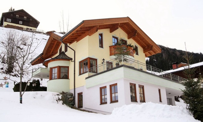 Huettschlag Apartment | Apartment in Hüttschlag near Ski Bus