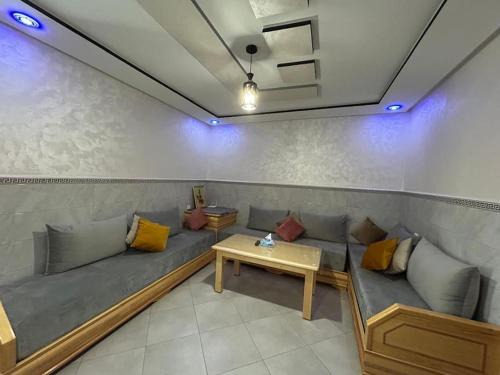 Ait Youssef Ou Ali Apartment | Apartment in Houceima, Ajdir