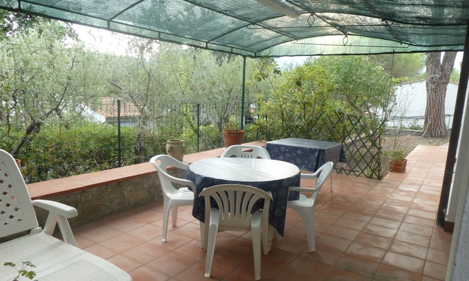 Campo nell'Elba Apartment | Apartment in small villa Marina di Campo