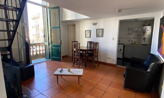 Buenos Aires Central Business District Apartment | Apartment in San Telmo