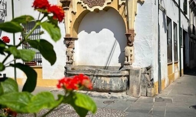 San Lorenzo Apartment | Apartment in the Center of Córdoba by beBalmy