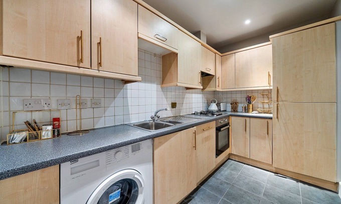 Shadwell Apartment | Apartment in Wapping near Tower of London
