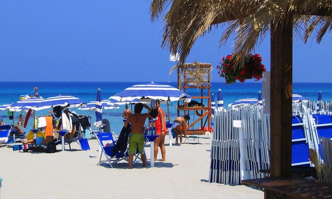 Isola delle Femmine House | Apartment in the heart of the village with panoramic terrace