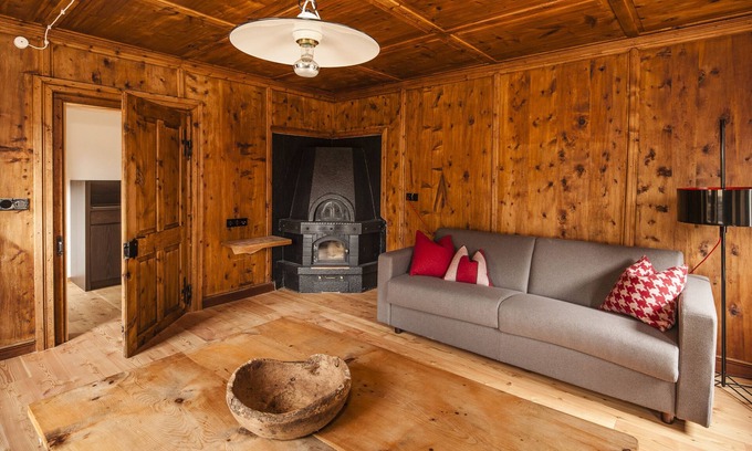 Madonna di Senales Apartment | Apartment 'Josephus - Domicilium I' with Mountain View, Shared Terrace and Wi-Fi