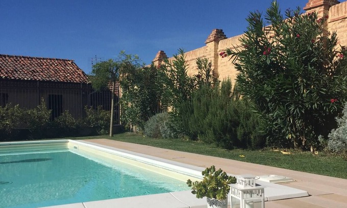 Viarigi Apartment | Apartment 'La Corte Dei Grappoli' with Shared Pool, Wi-Fi and Air Conditioning