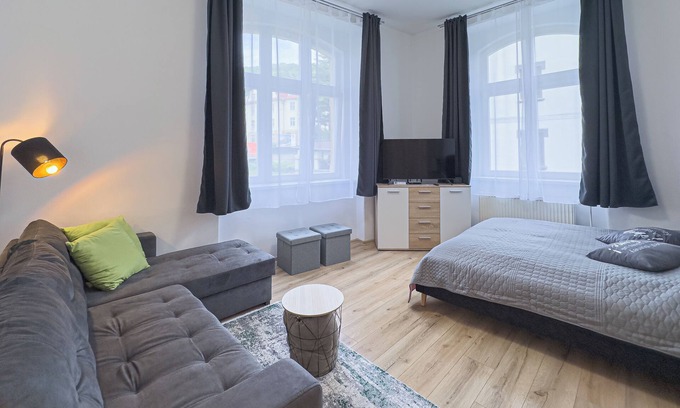 Karlovy Vary Apartment | Apartment LAURA 2/city centre - new opened April 2024