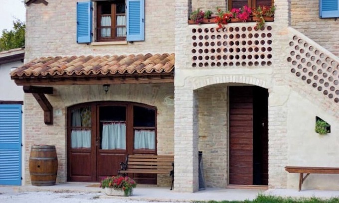 Mondavio House | Apartment "Le Rose" - Agriturismo Borgo la Rovere