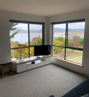 East Jindabyne Apartment | Apartment minutes to Lake