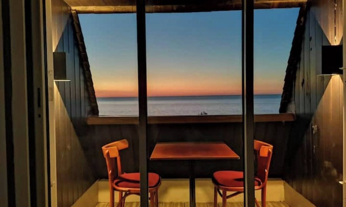 Benerville-sur-Mer Apartment | Apartment - Near Deauville - 180° sea view - 4 people
