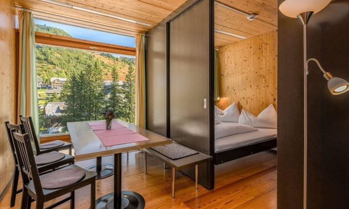Irdning-Donnersbachtal Apartment | Apartment no. 9, 2 bedrooms, shower, WC - Long Stay - "Holzboxen" Planneralm Alpin