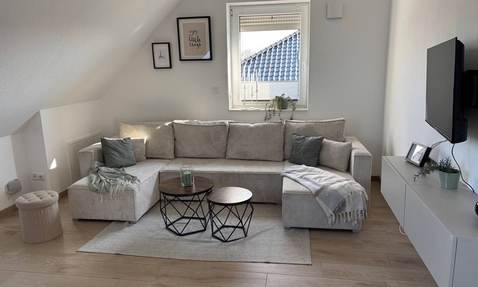 Eversmeer Apartment | Apartment 'Nordsee' with Private Terrace, Shared Garden and Wi-Fi