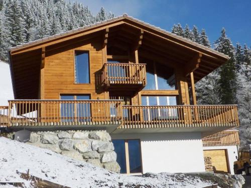 Zweisimmen Apartment | Apartment Nubes- Chalet by Interhome